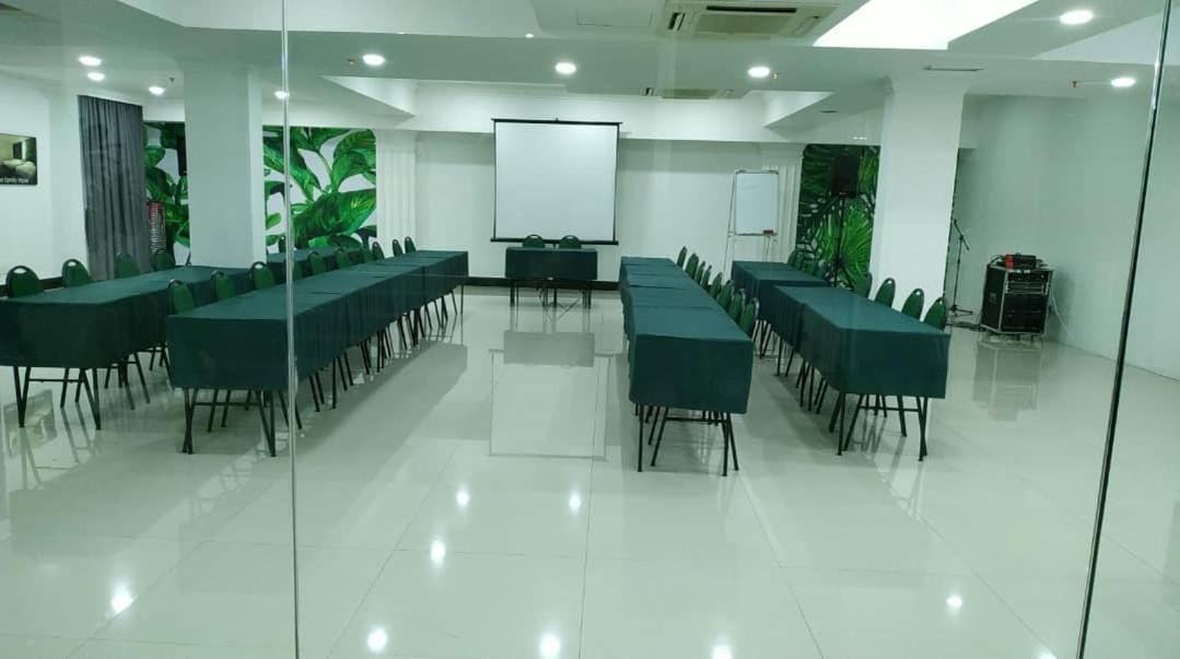 H Boutique Hotel Xplorer Loke Yew Kuala Lumpur Kültér fotó